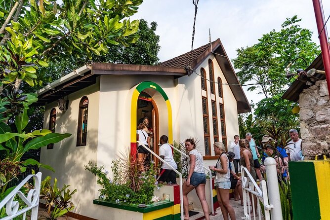 Bob Marley Mausoleum & Dunn's River Falls Private Tour - Itinerary Overview