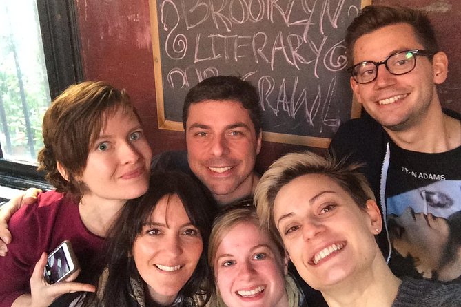Brooklyn Literary Pub Crawl - Neighborhood Exploration: Brooklyn Heights