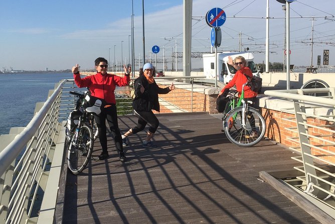 By Bike on the Liberty Bridge - Customer Support Options