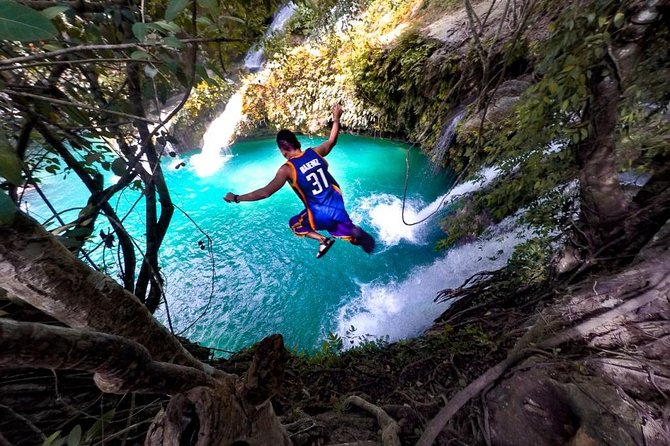Canyoneering in Kawasan Badian Tour With Lunch & Transportation - Traveler Experience