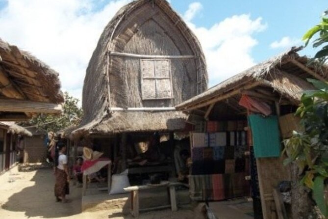 Car Hire Lombok Tradition Village Tour - Tour Itinerary