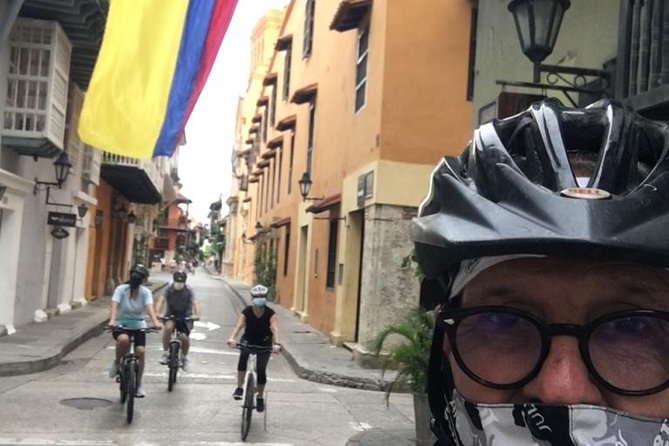 Cartagena Small-Group Bike Tour Historical Sights and Stories - Group Size and Local Guide
