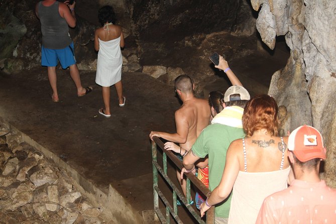Caving at Roaring River - Booking Details