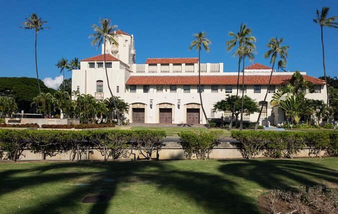 Charms of Honolulu Walking Tour for Couples - Scenic Routes and Views