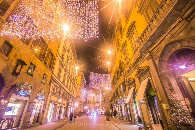 Christmas Lights Photo Walk in Florence - Photography Tips