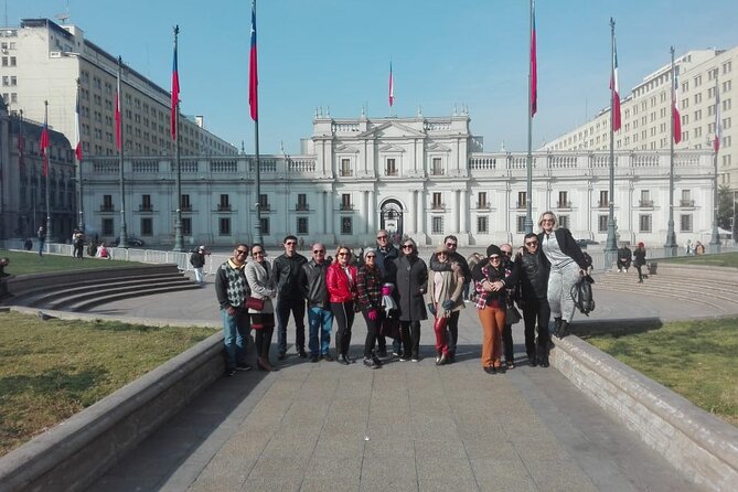 City Tour & Concha Y Toro Premium Tour - Highlights of Downtown Santiago