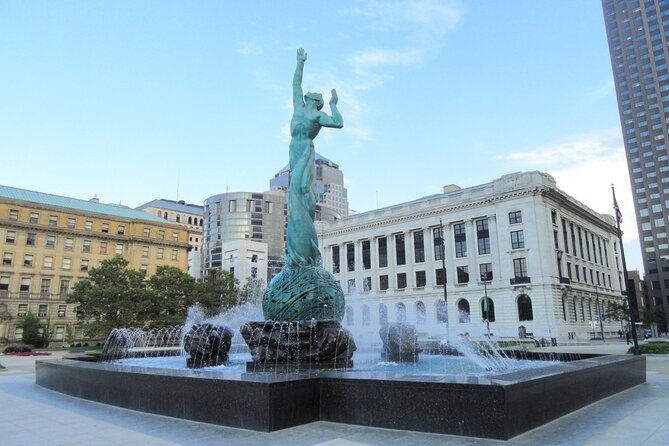 Cleveland Scavenger Hunt: A Ball Round The Mall - App Navigation
