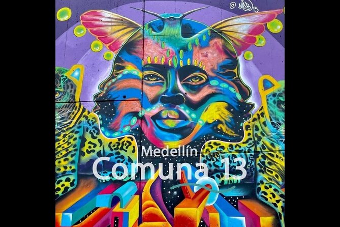 Comuna 13 Graffitour With Spray Painting and Typical Food C13 - Graffiti Art Exploration