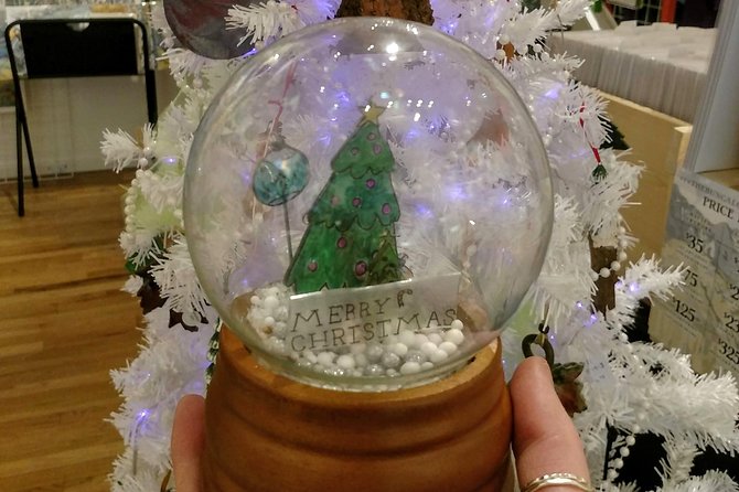 Create Your Own Winter Snow Globe in Estes Park - Inclusions