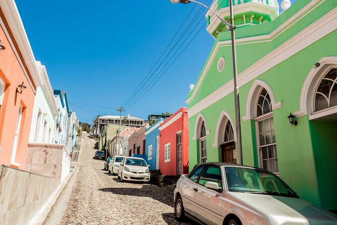 Creative Cape Town: Street Art, Markets & Stars Walking Tour - Meeting and Pickup Information