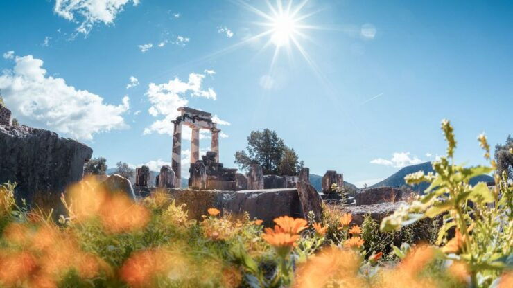 Delphi Corycian Cave and King Leonidas With ƎOo Spartians - Delphi Archaeological Site and Museum