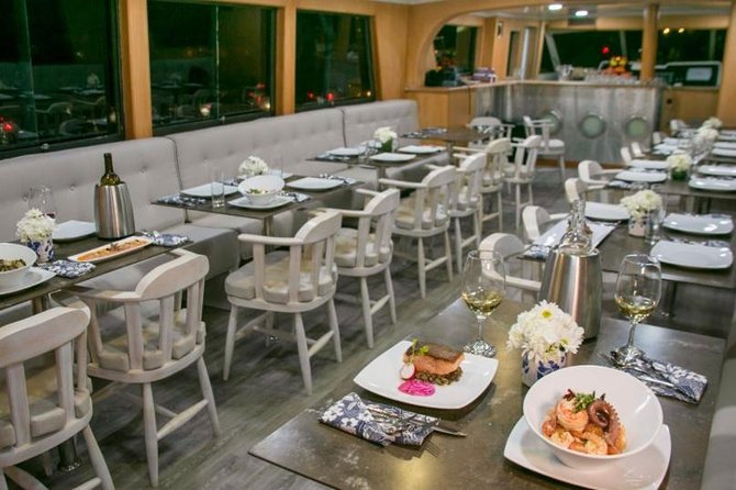Dinner Cruise on Cartagenas Bay With Sibarita Master - Date and Travelers