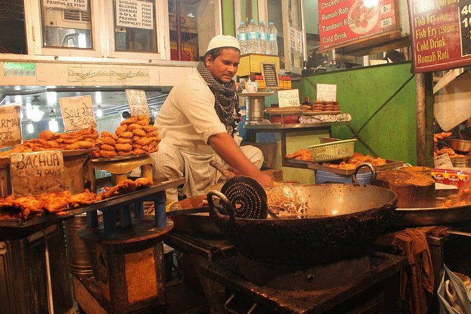 Discover Old Delhi: 4-Hour Evening Walking Tour Includes Guide & Dinner - Inclusions
