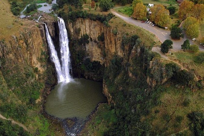 Drakensberg, Nelson Mandela Capture S & Howick Falls - 2 Day Tour From Durban - Day 1 Itinerary
