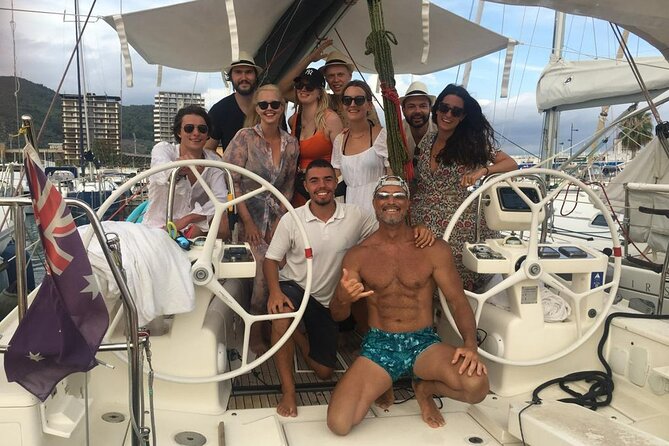 Exclusive Private Sailboat Tour on the Amalfi Coast - Sailboat Amenities