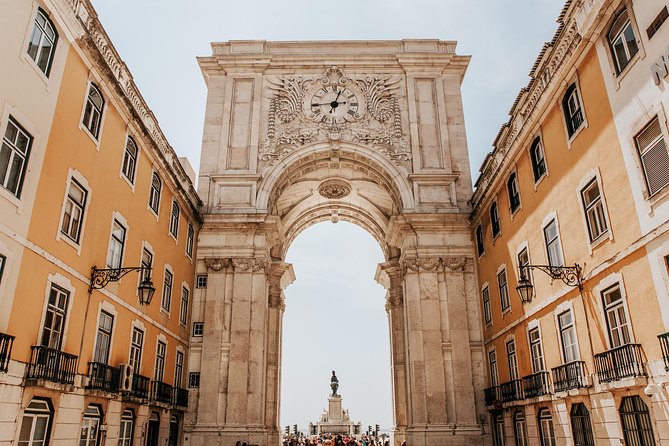 Explore Lisbon in 1 Hour With a Local - Booking Information