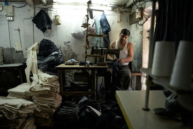 Explore the Morning Markets, Dharavi and Five Senses Tour of Mumbai in 2 Days! - Morning Market Experience