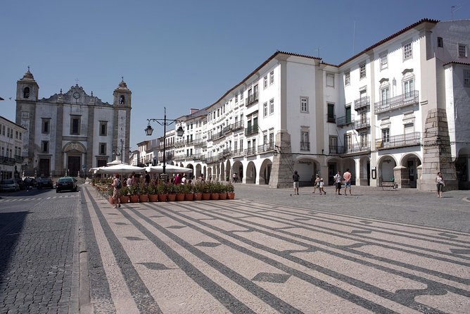 From Lisbon to Évora With Winery and Factory of Cortiça, Private Tour - Itinerary Highlights