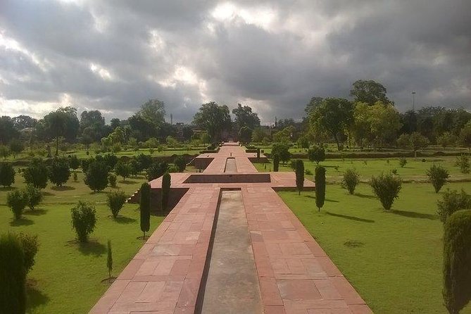 Full Day Agra Tour of Well Known and Less Known Monuments - Monument Highlights