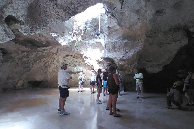 Full Day Cave of Wonders Altos De Chavon Chocolate Factory - Itinerary Details
