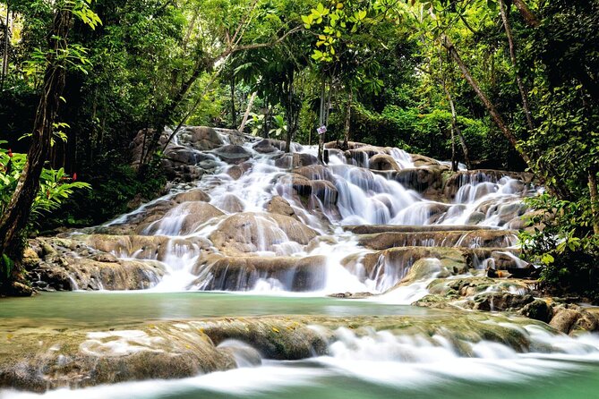 Full Day Dunns River and Blue Hole With Lunch - Inclusions and Exclusions