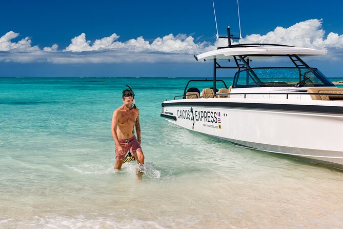 Full-day Private Tour in Turks and Caicos in a Luxury Axopar - Boat Features