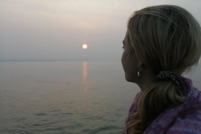 Ganga Sunrise Boat Tour - Inclusions Details