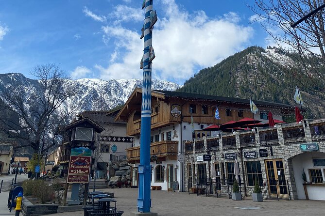 German Pretzels, Pubs and Beer: A Self-Guided Audio Tour in Downtown Leavenworth - Historical Downtown Walk