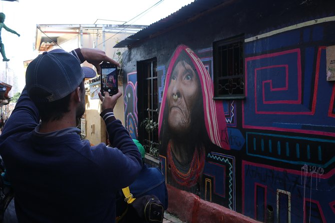 Graffiti Tour in La Candelaria Bogotá With Transportation - Transportation Details