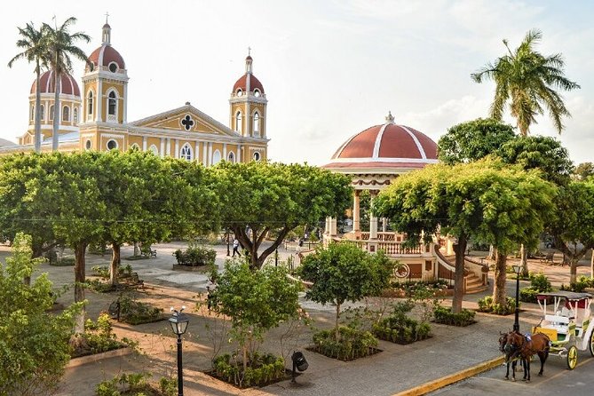 Granada City Tour - Maximum Travelers and Operator Information