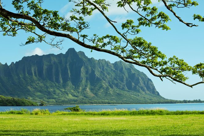 Green and Blue Circle Island Oahu Private Tour - Meeting and Pickup