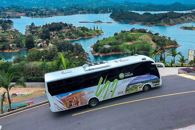 Guatape Tour, Piedra Del Peñol Including a Boat Tour, Breakfast and Lunch - Tour Guide Excellence