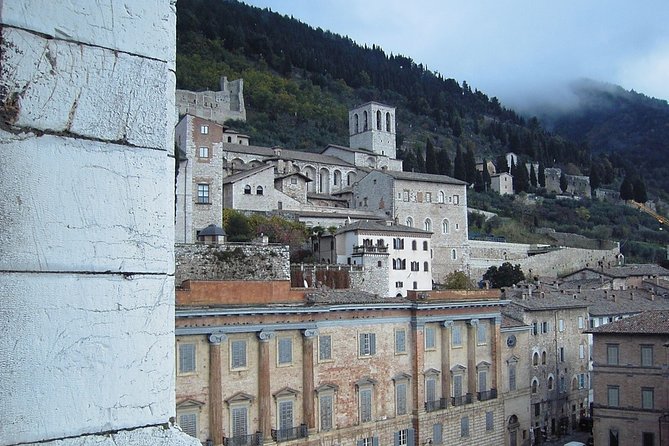 Gubbio: Private Walking Tour With Official Guide - Guide Expertise