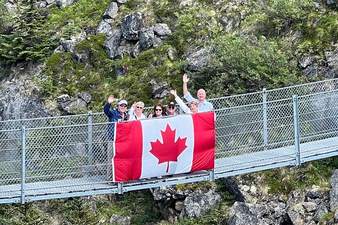 Half Day Tour to Yukon and Suspension Bridge - Customer Support and Assistance