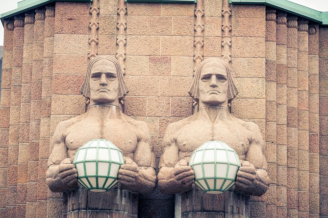 Helsinki Highlights and Kiasma Museum Private Tour - Exploring Kiasma Museum