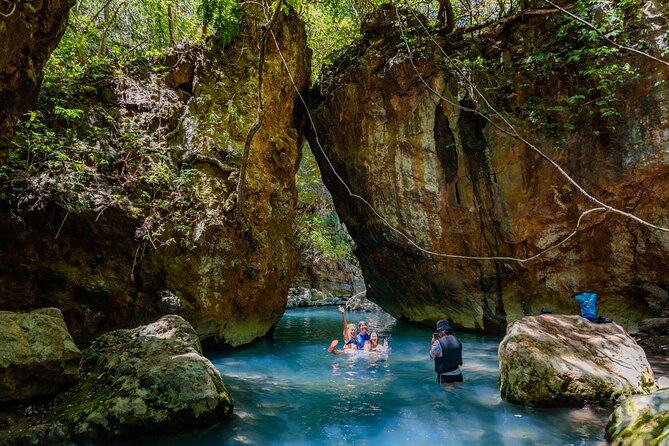 Hiking Tour of La Leona Waterfall With Lunch - Inclusions and Logistics Information