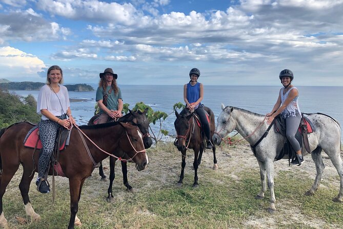 JUNGLE/ MOUTAIN AND BEACH TOUR HORSEBACK RIDING - 2h 1/2 - Pickup and Meeting Point