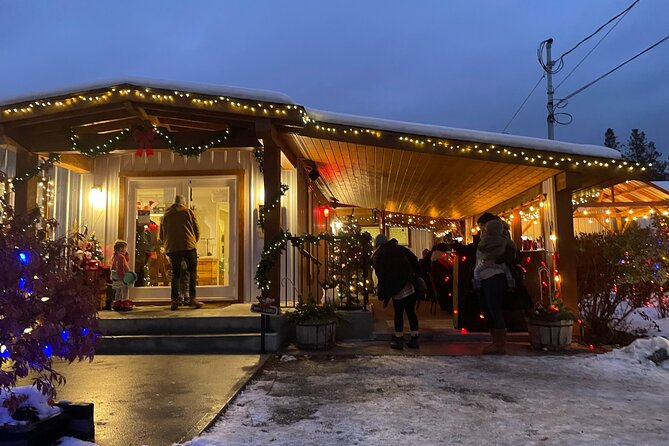 Kelowna Winery Holiday Light Up - Overview of Kelowna Winery Holiday Light Up