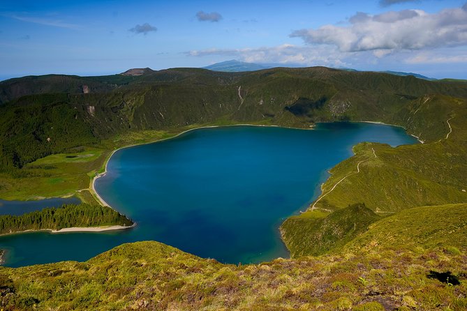 Lagoa Do Fogo Volcano and Caldeira Velha Hot Springs - Caldeira Velha Hot Springs Experience