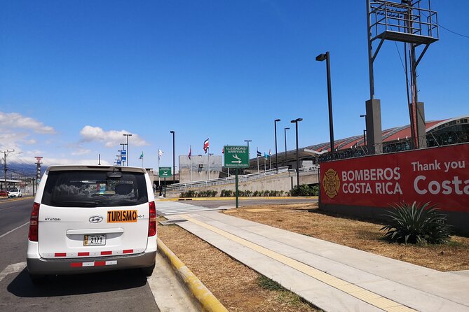 Luxury Private Transfer: Puerto Viejo to San Jose - Pickup Information