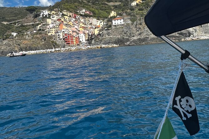 Magical Half Day Private Guided Boat Trip to 5 Terre - Booking Details