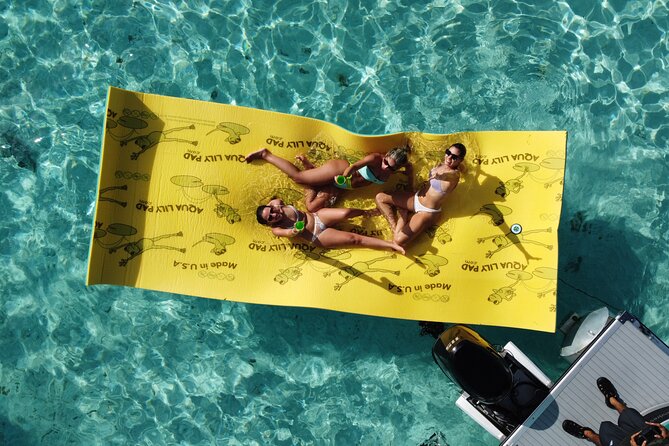 Marine Safari Tour in San Andrés Bay: Includes Photo With DRONE - Logistics and Meeting Point