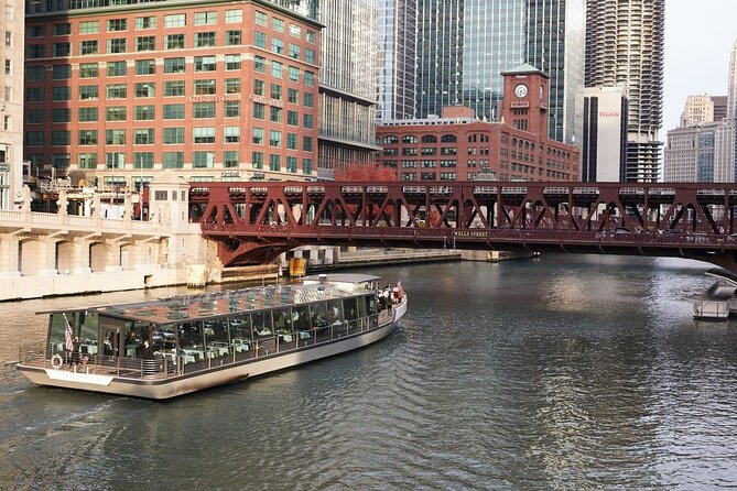 Mothers Day Premier Plus Afternoon Brunch on the Chicago River - Inclusions and Services
