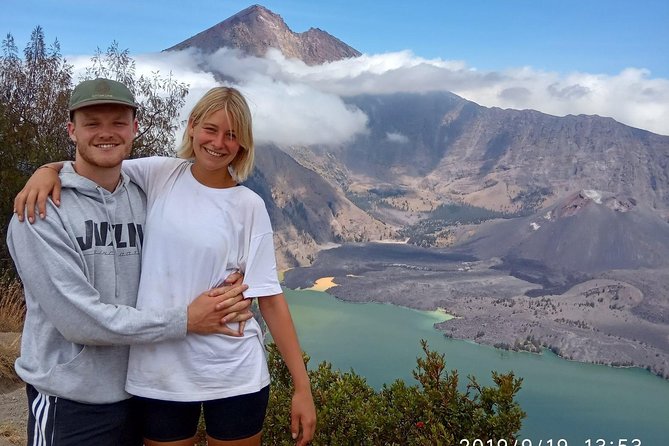 Mount Rinjani Trekking Summit Full View Point 3726m ( 2Days 1Night ) - Essential Packing List