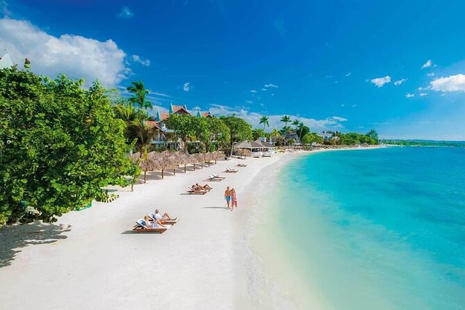 Negrils Private Day Trip With Margaritaville & Ricks Cafe From Montego Bay - Tour Inclusions