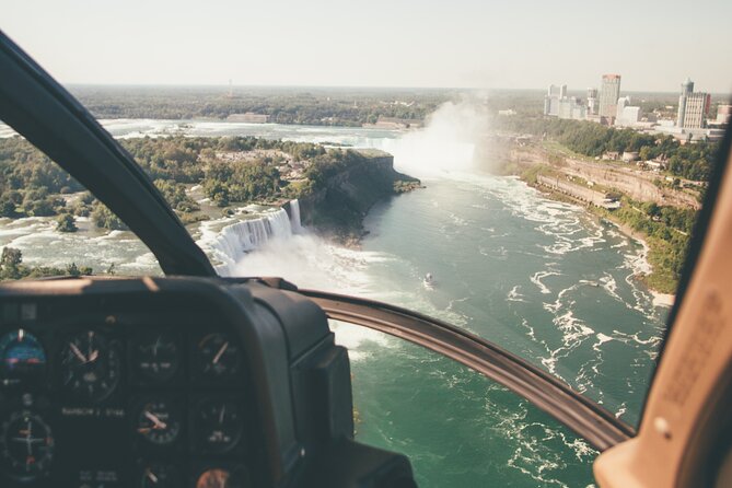 NF USA - Luxury Helicopter Tour With Maid of the Mist & Lunch - Helicopter Ride