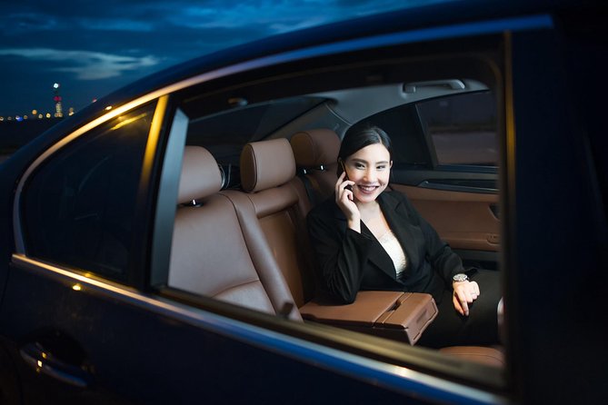 Niagara Falls or Pearson Airport Toronto Executive Black Car Service - Advantages of Pearson Airport Transfer