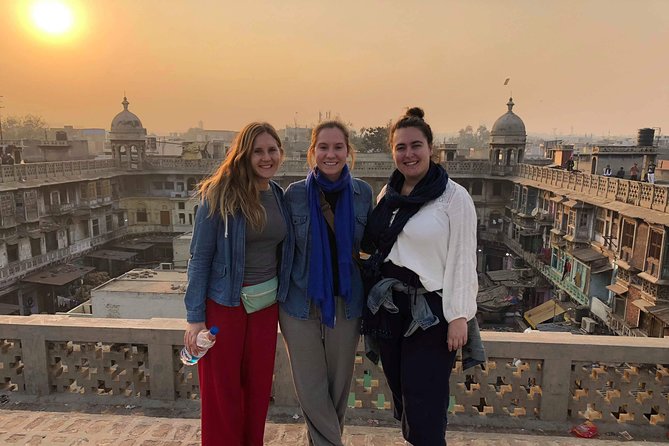 Old Delhi Food and Walking Tour - Food Sampling Experiences