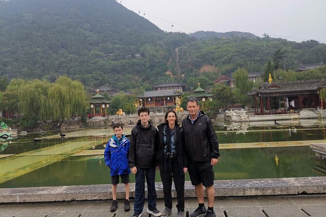 One Day Private Trip to Terracotta Army and Huaqing Palace - Itinerary Overview