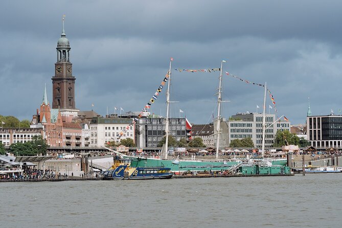One Hour Long Harbor Tour in Hamburg - Meeting Point Information